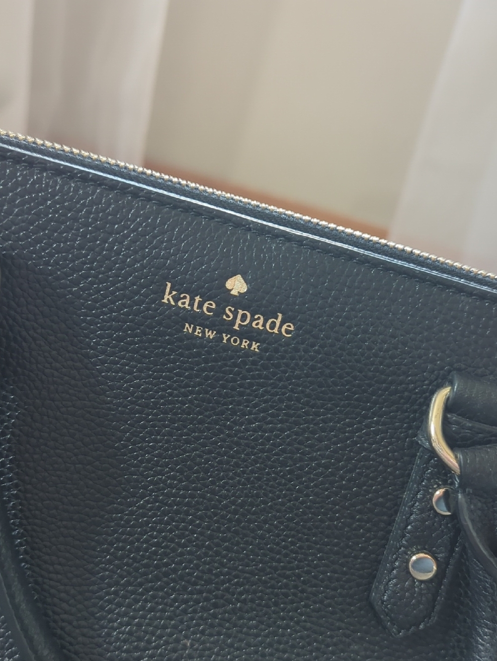 Kate spade black pebbled leather satchel with gold hardware - Picture 2 of 8